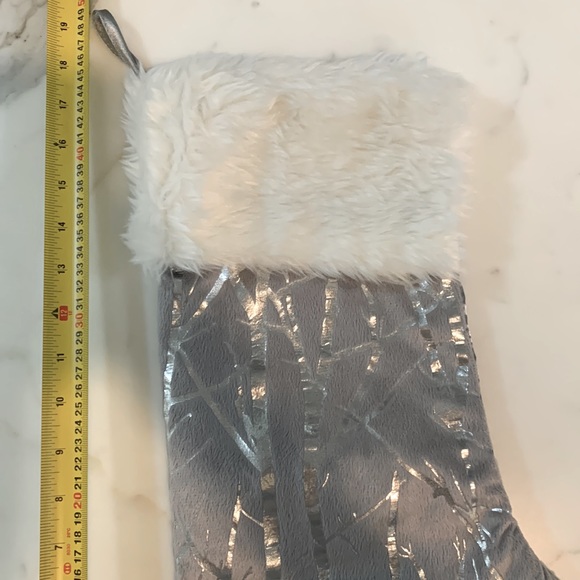 Silver Stocking with White Fur - Picture 4 of 5